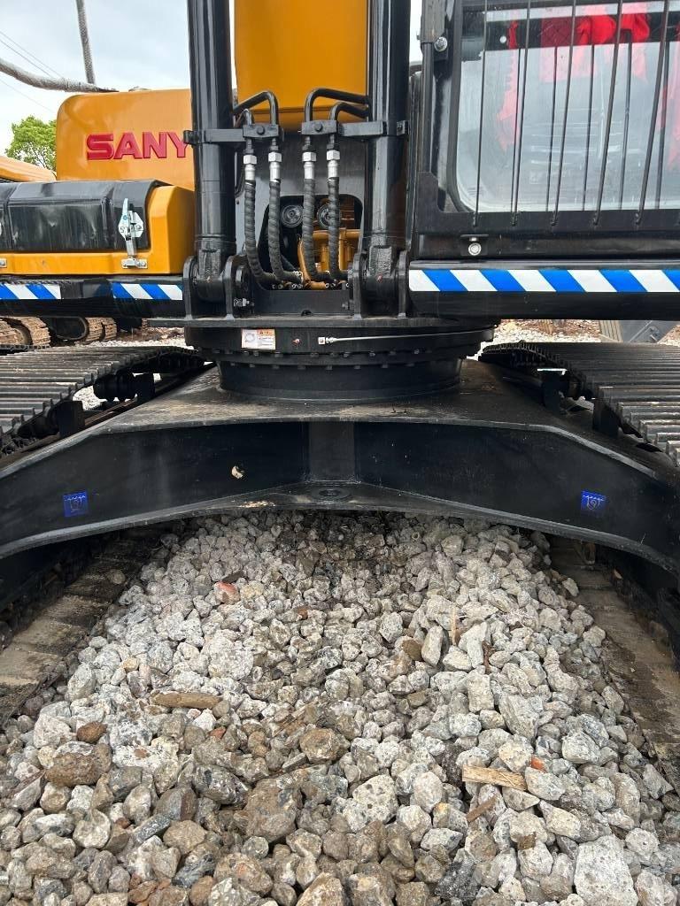 Sany SY 215 C Pásová rýpadla