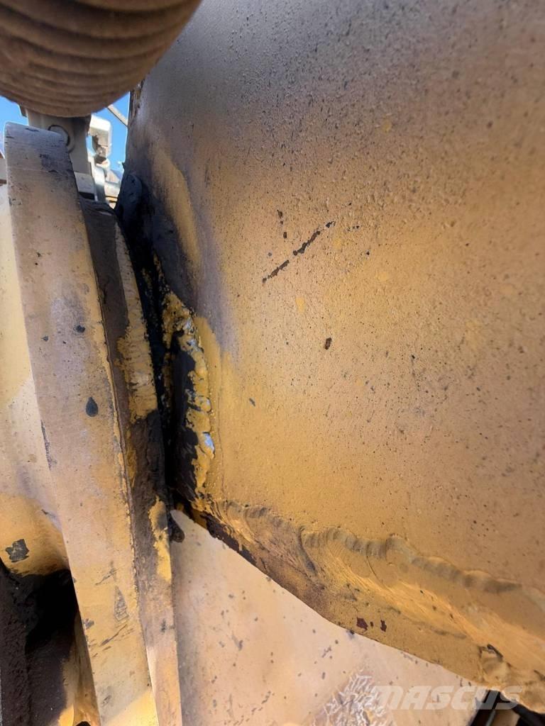 CAT 336 D Pásová rýpadla