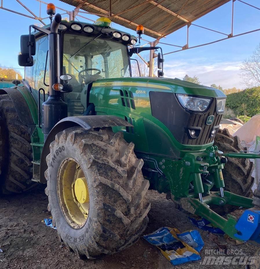 John Deere 6155R Traktory