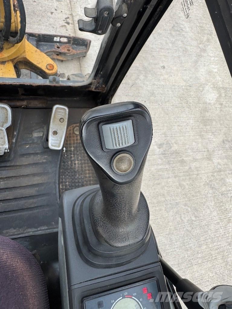 CAT 301.7 D Mini rýpadla < 7t