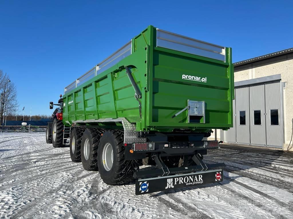 Pronar T8724 Sklápěcí přívěs