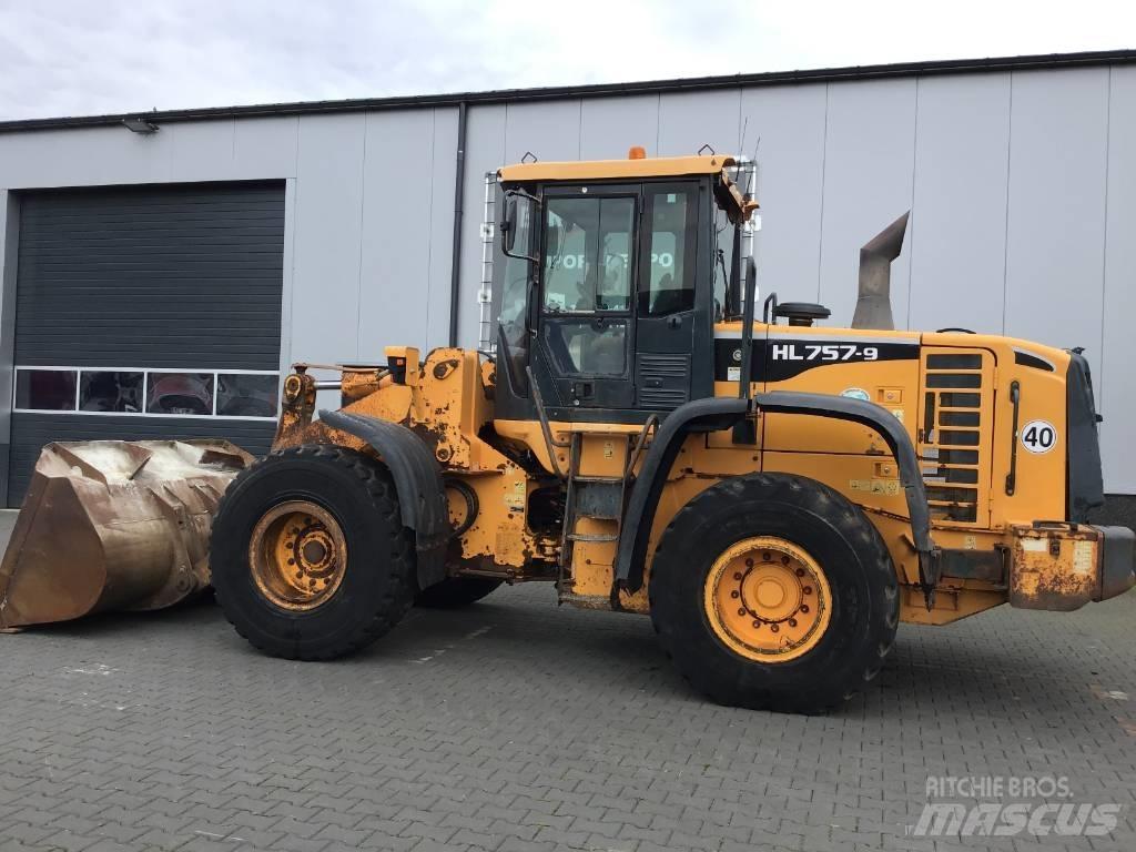 Hyundai HL 757-9 Kolové nakladače