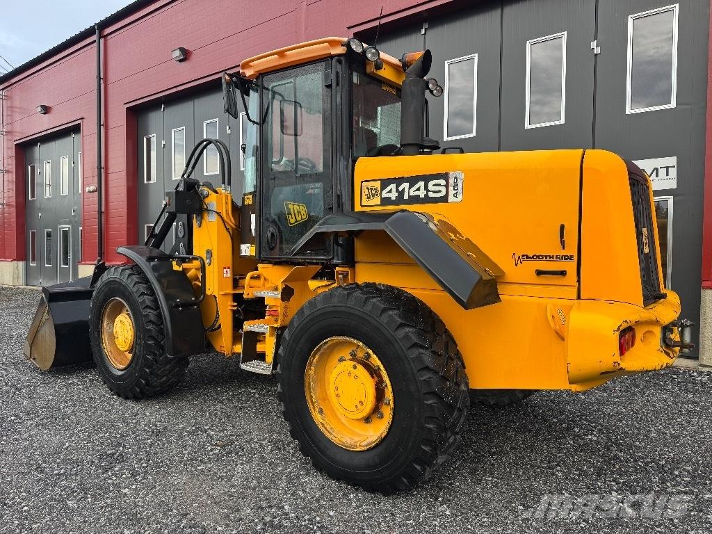JCB 414 S  4153h 8,9t Kolové nakladače