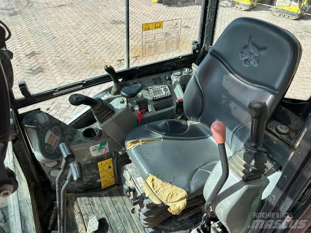 Bobcat E27 Mini rýpadla < 7t