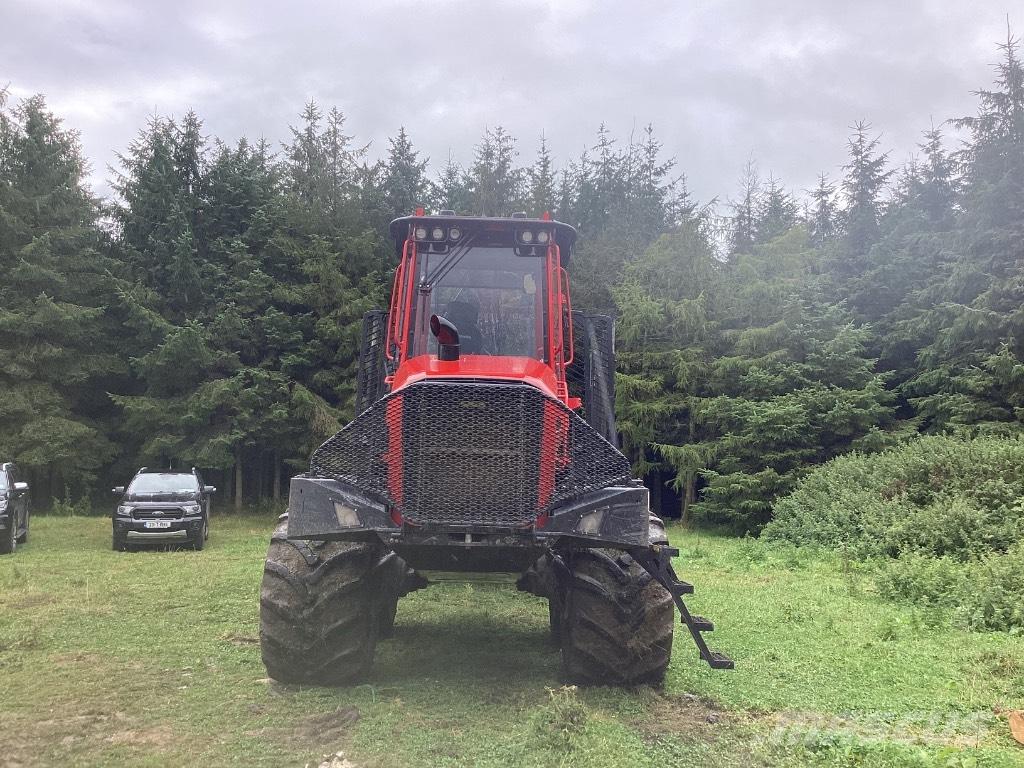 Komatsu 845 Vyvážecí traktory