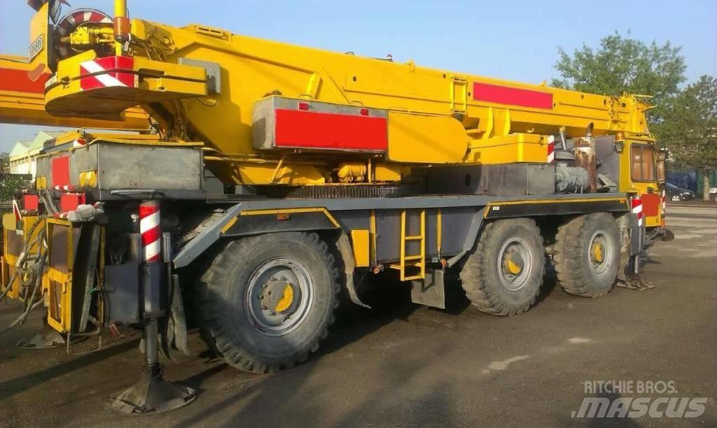 Liebherr LTM 1045 Univerzální terénní jeřáby