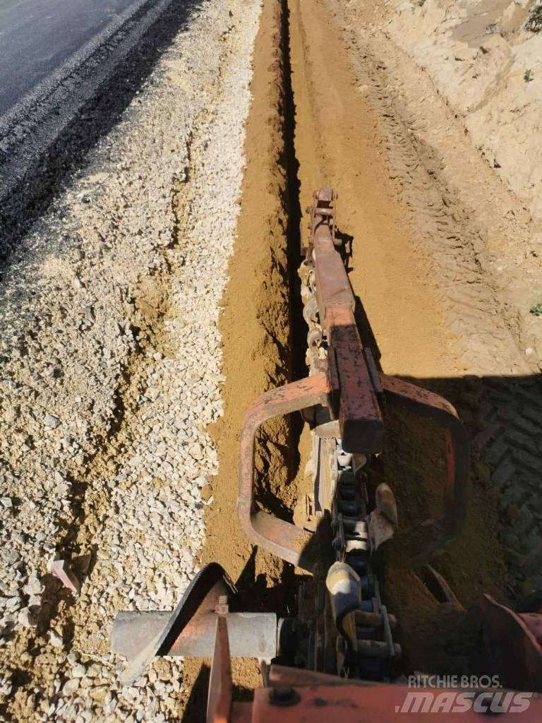 Ditch Witch 3500 Rýhovače