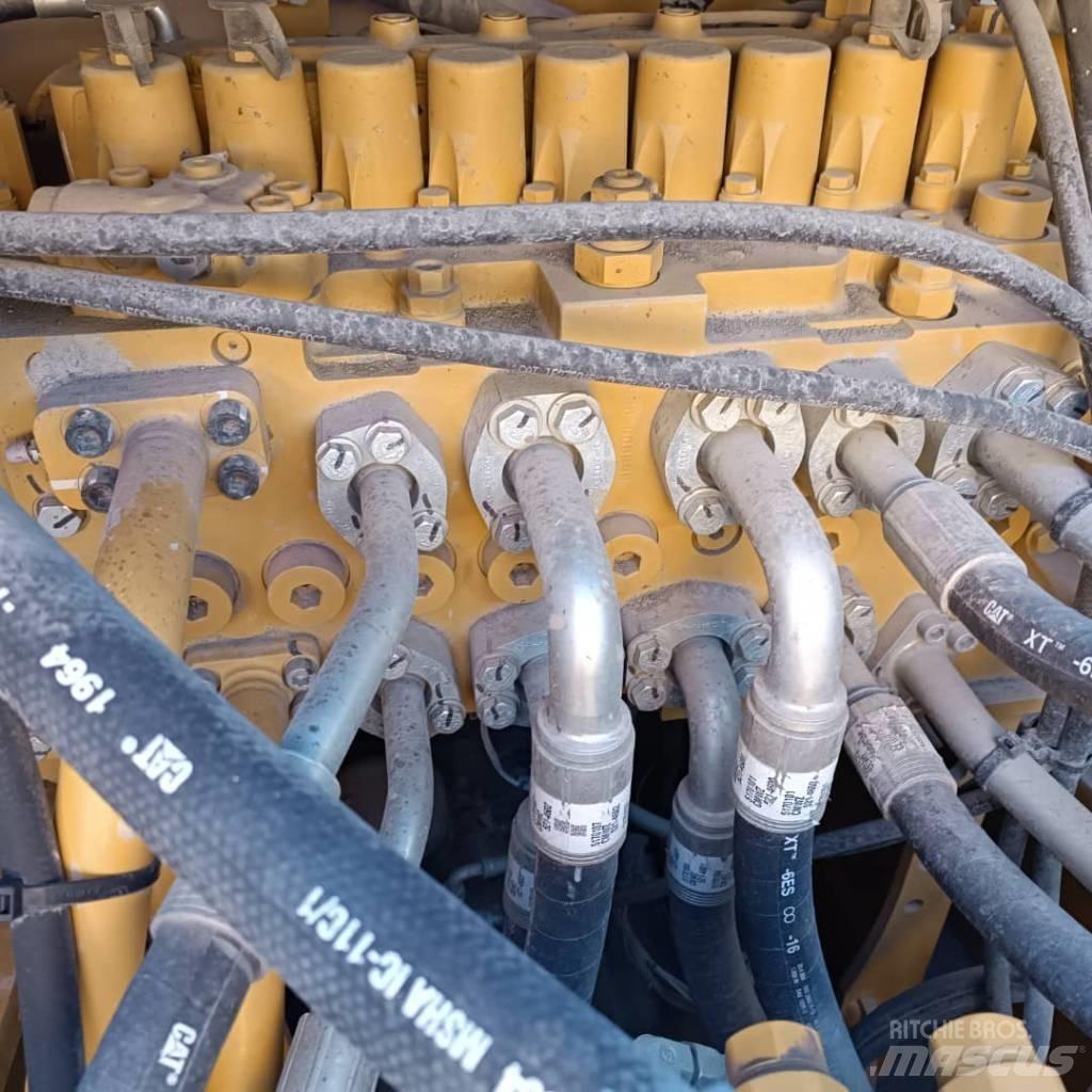 CAT 330GC Pásová rýpadla