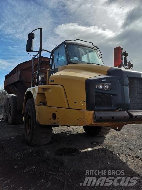 CAT 735 Kloubové dempry