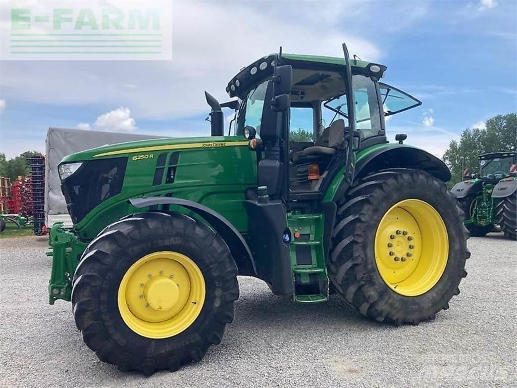 John Deere 6250r Traktory