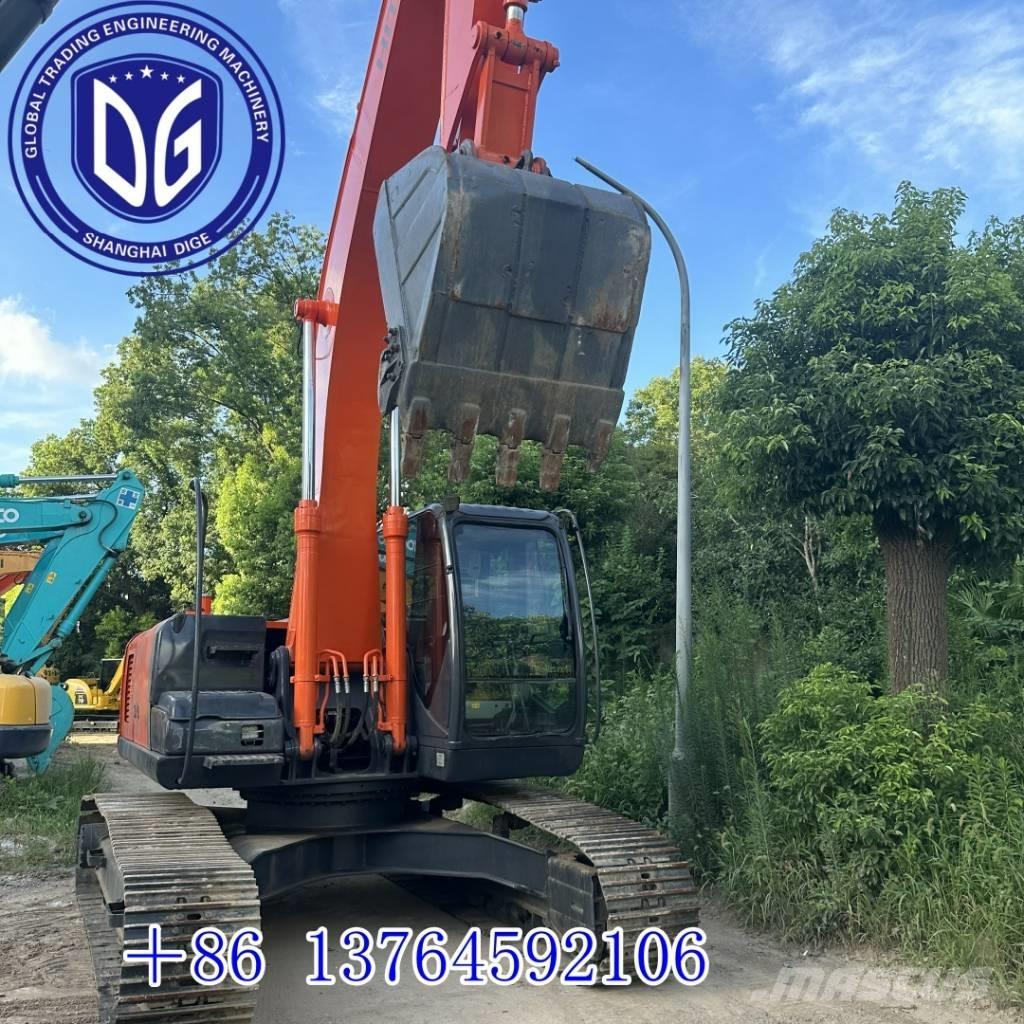 Hitachi 210LC Pásová rýpadla
