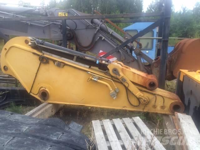 CAT 365C Rýpadla s dlouhým dosahem