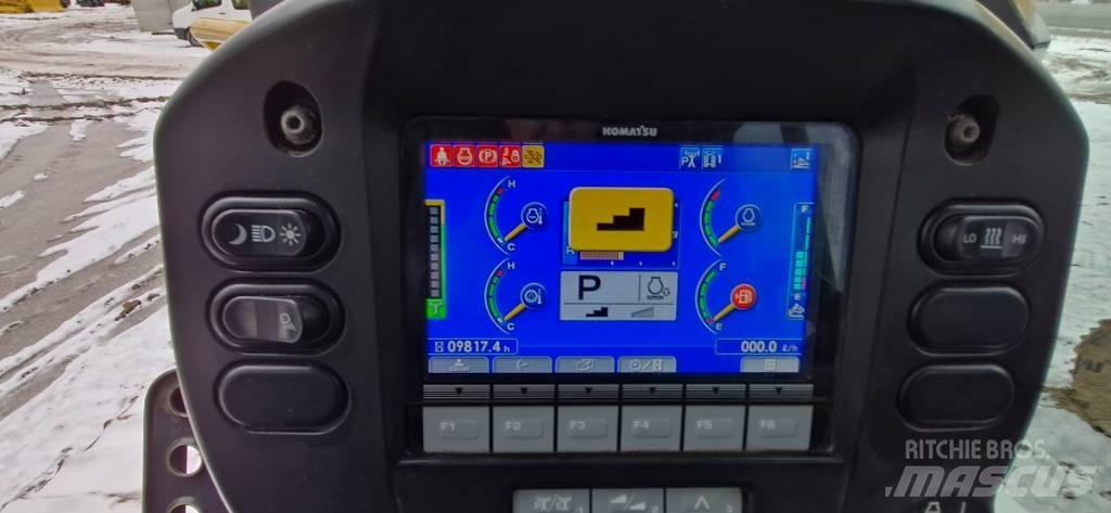 Komatsu D 61 PX -24 Pásové dozery