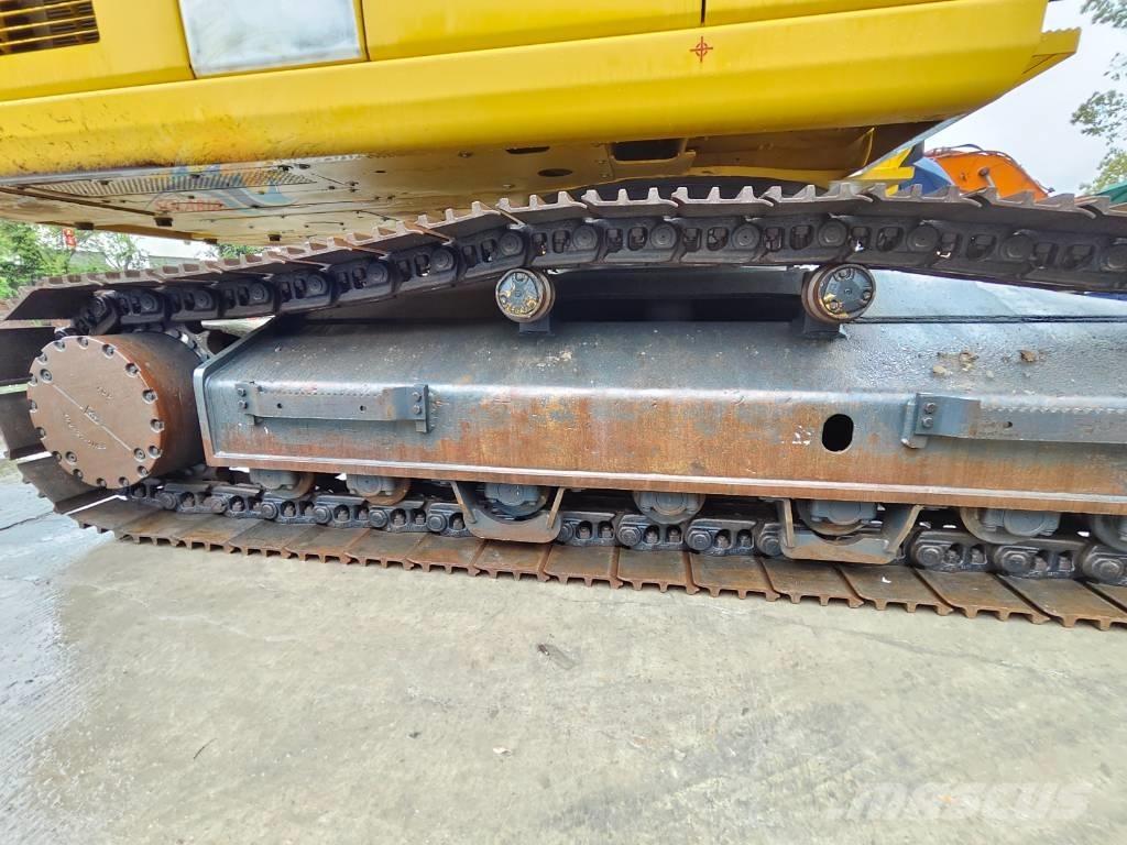 Komatsu PC 400-8 Pásová rýpadla