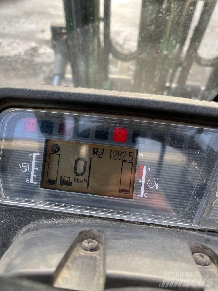 Mitsubishi FD25NT Dieselové vozíky