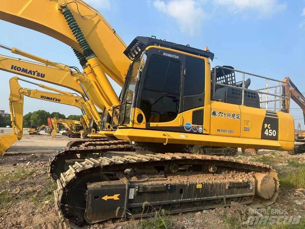 Komatsu PC450-8 Pásová rýpadla