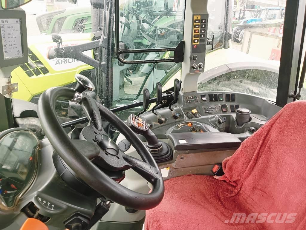 CLAAS Arion 460 Traktory