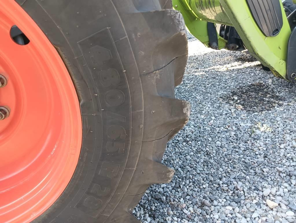 CLAAS Arion 460 Traktory