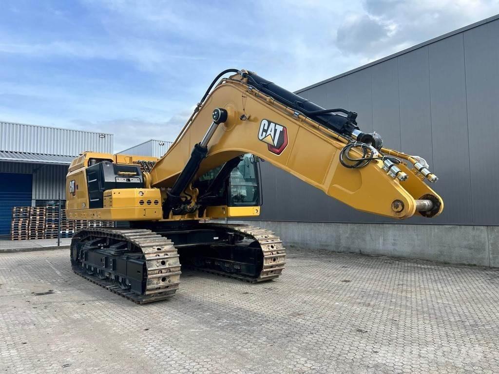 CAT 374 Pásová rýpadla