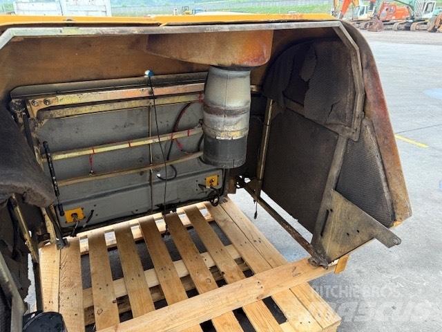 Liebherr L 556 BODY Podvozky a zavěšení kol