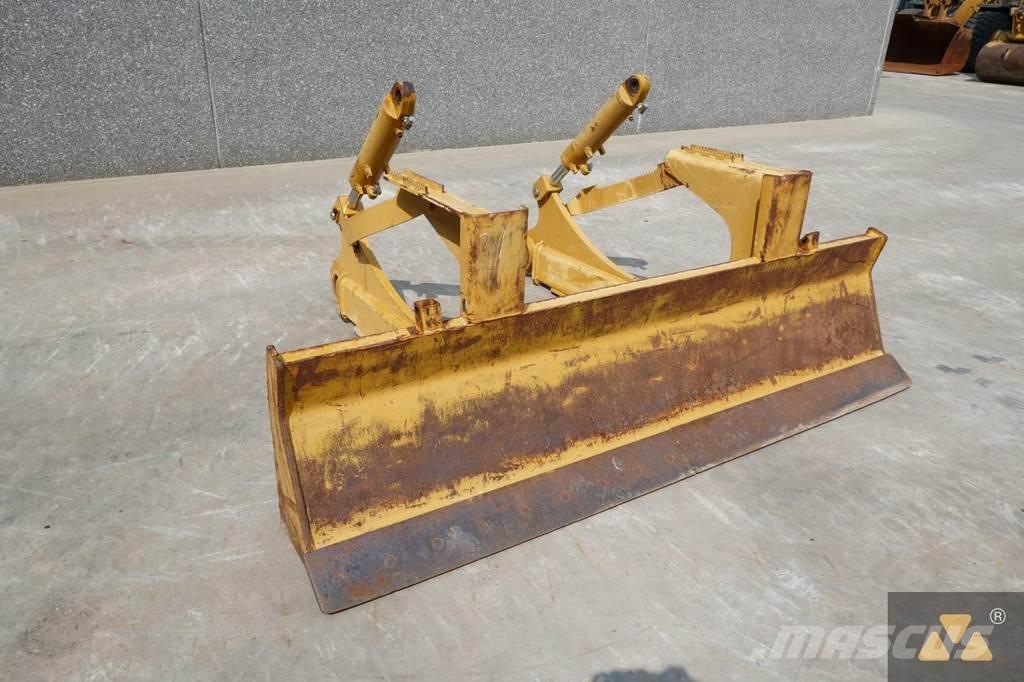 CAT Skidder blade Radlice