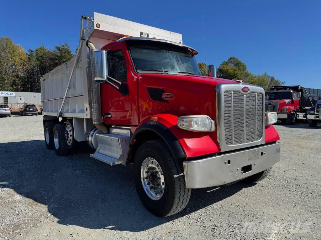 Peterbilt 567 Sklápěče