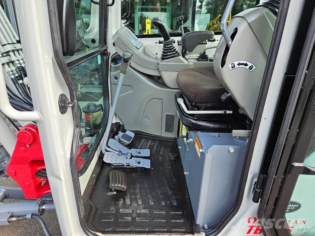 Takeuchi TB 225 Mini rýpadla < 7t