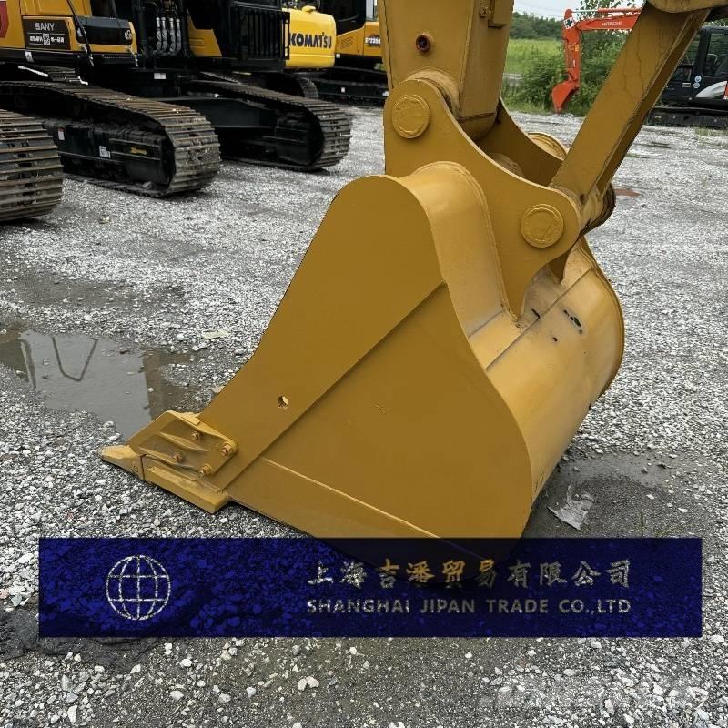 CAT 329 D Pásová rýpadla