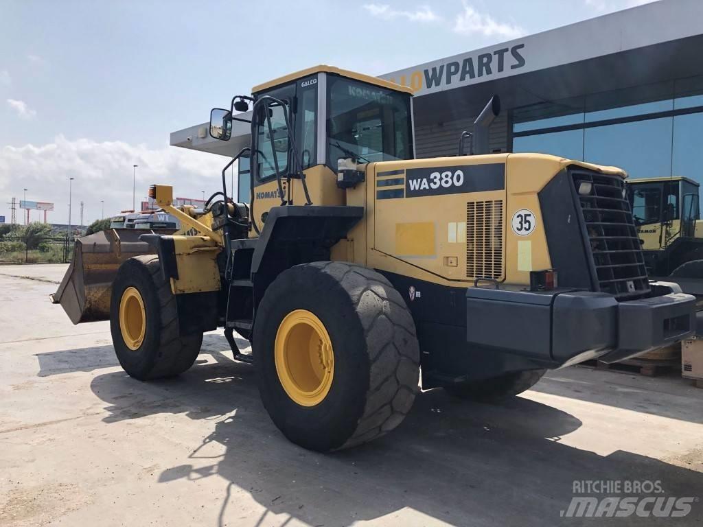 Komatsu WA 380-5H Kolové nakladače