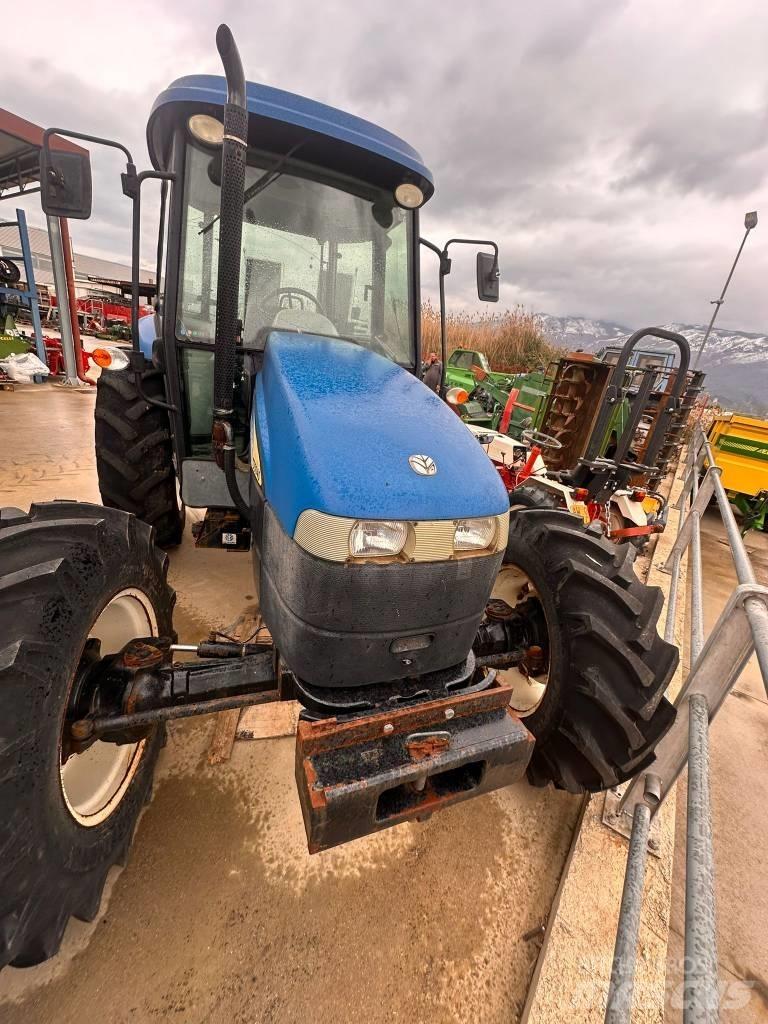 New Holland TD 5040 Traktory