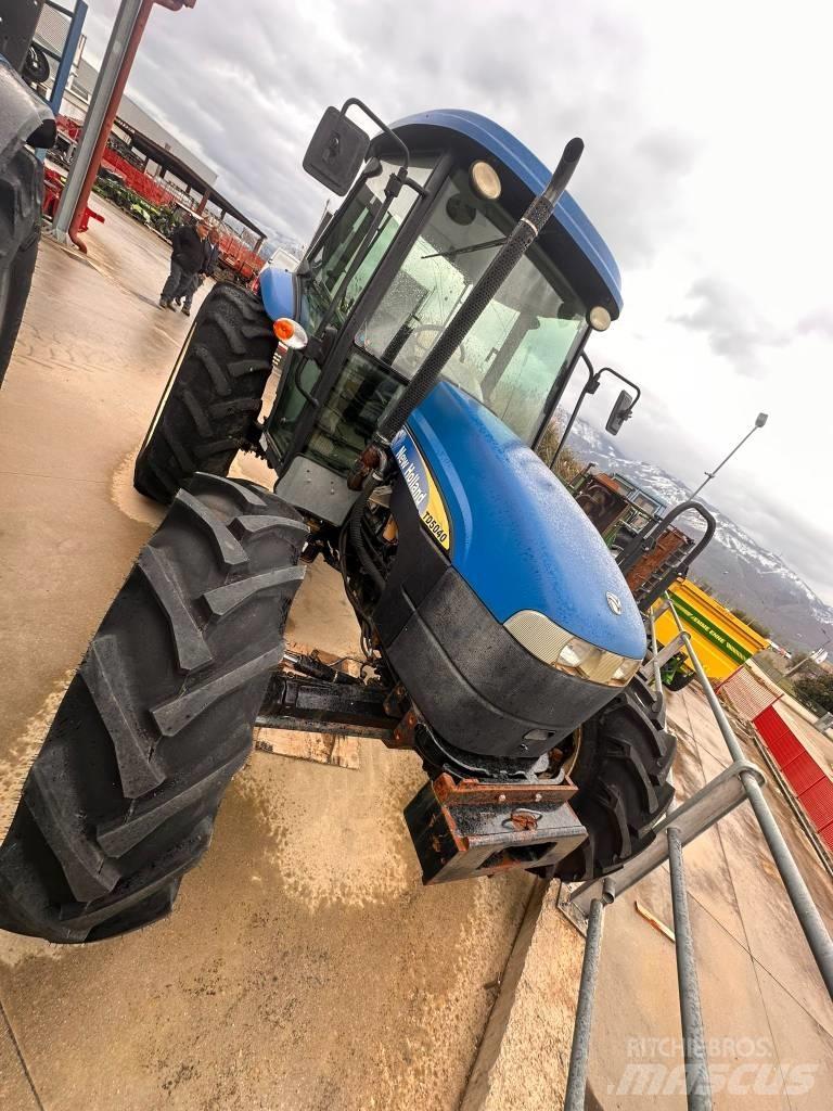 New Holland TD 5040 Traktory