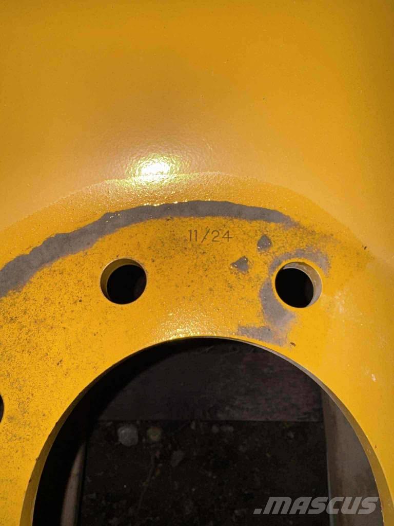 CAT CS 563 	6R4385 Nápravy