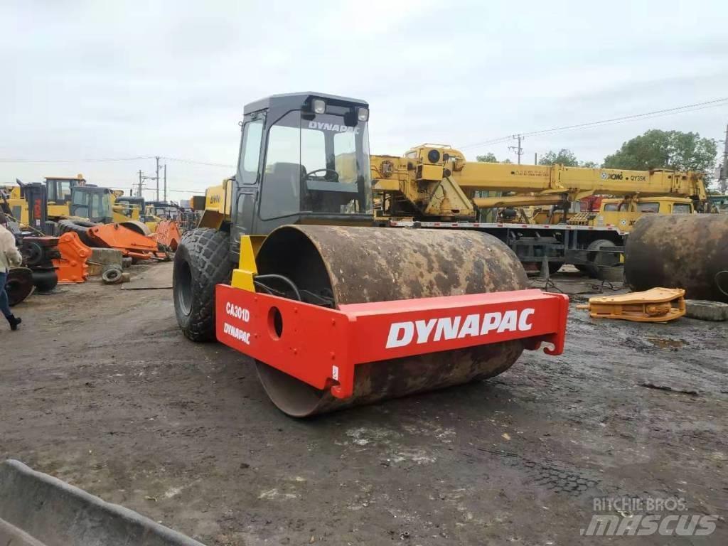 Dynapac CA 301 D Tahačové válce