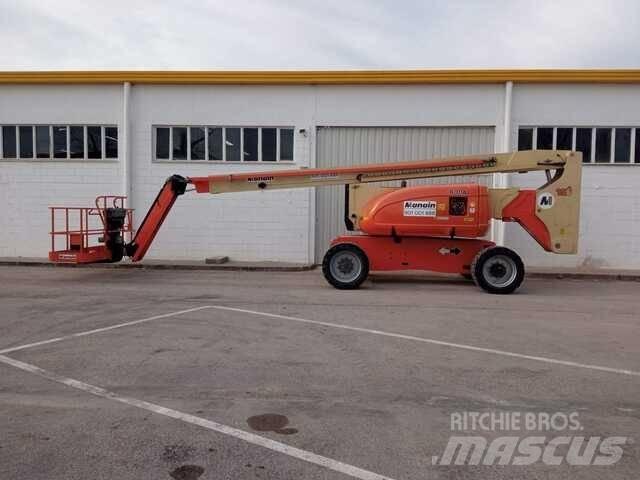 JLG 800 AJ Kloubové plošiny