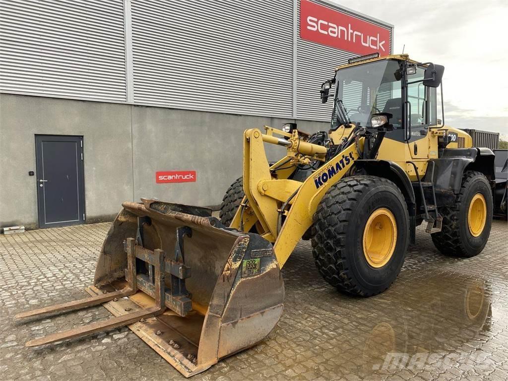 Komatsu WA200-7 Kolové nakladače