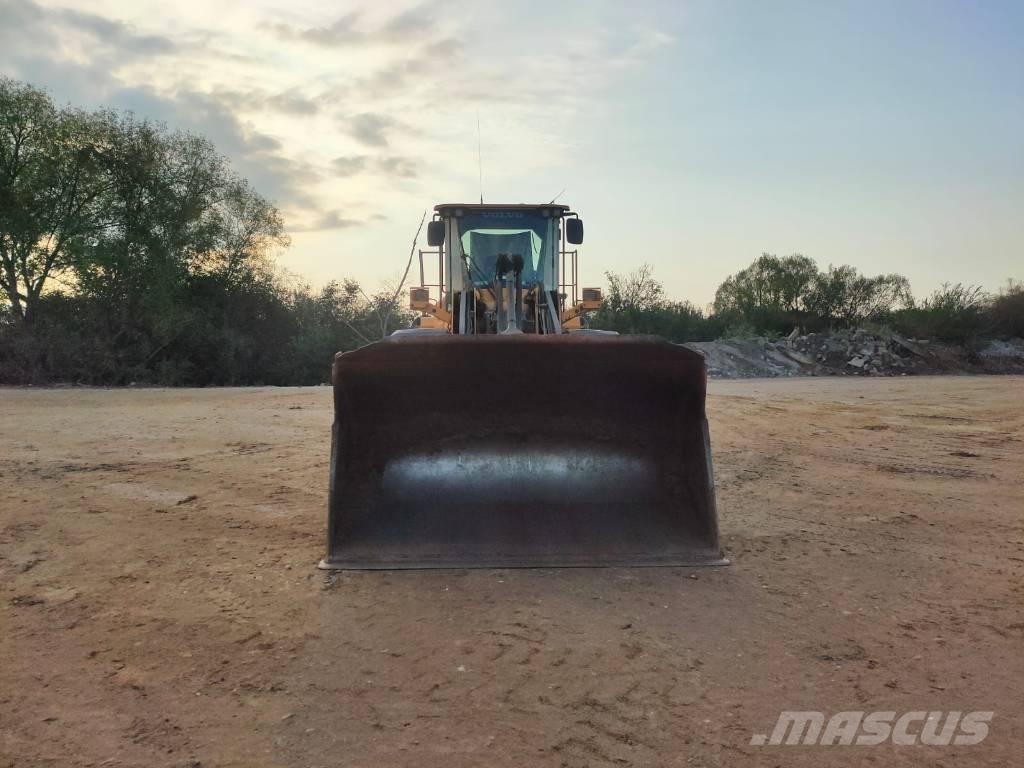 Volvo L 110 G Pásové nakladače