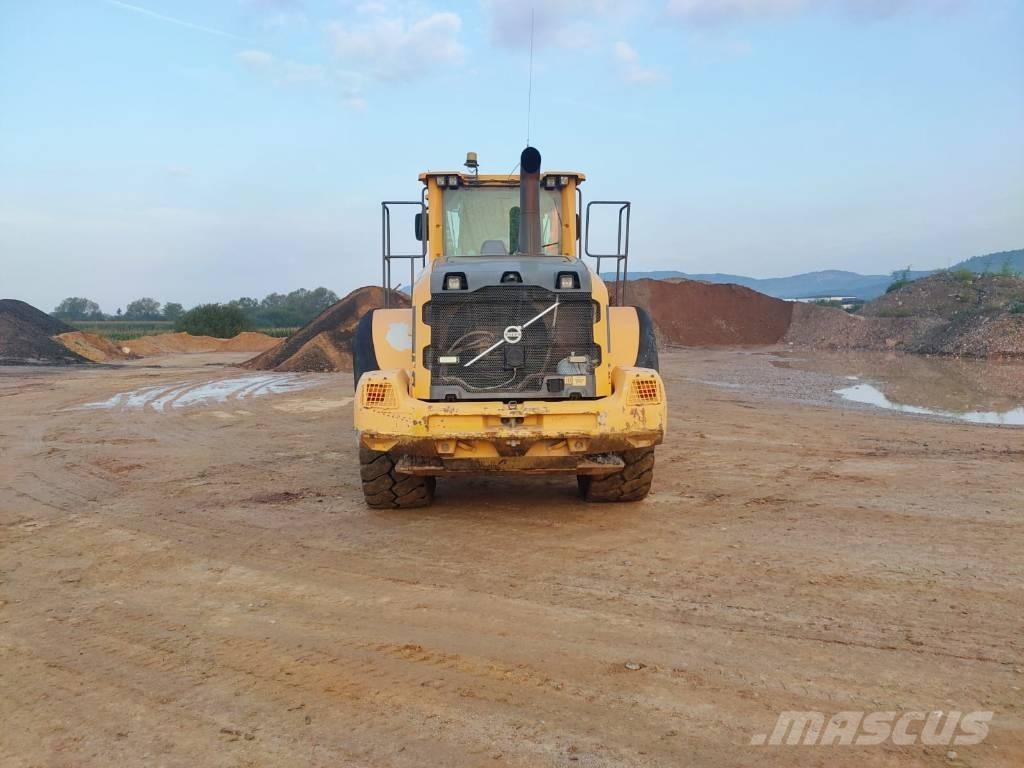 Volvo L 110 G Pásové nakladače
