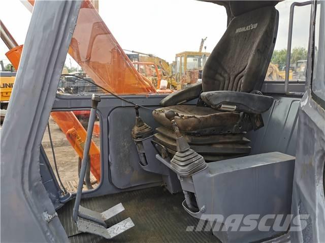 Hitachi EX60 Pásová rýpadla