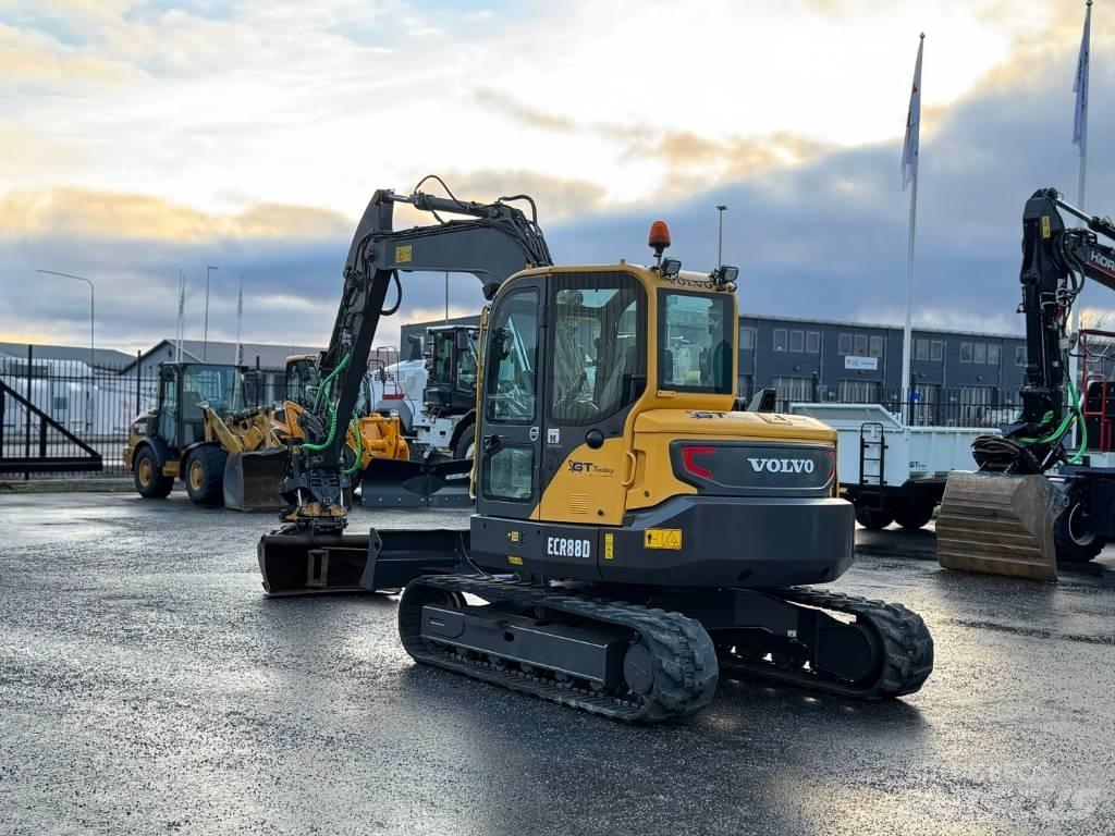 Volvo ECR 88 D Midi rýpadla 7t - 12t