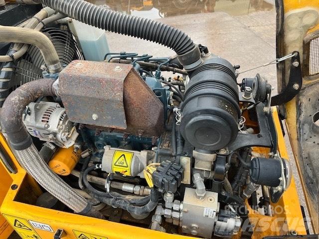 JCB VMT 160-80 Tandemové válce