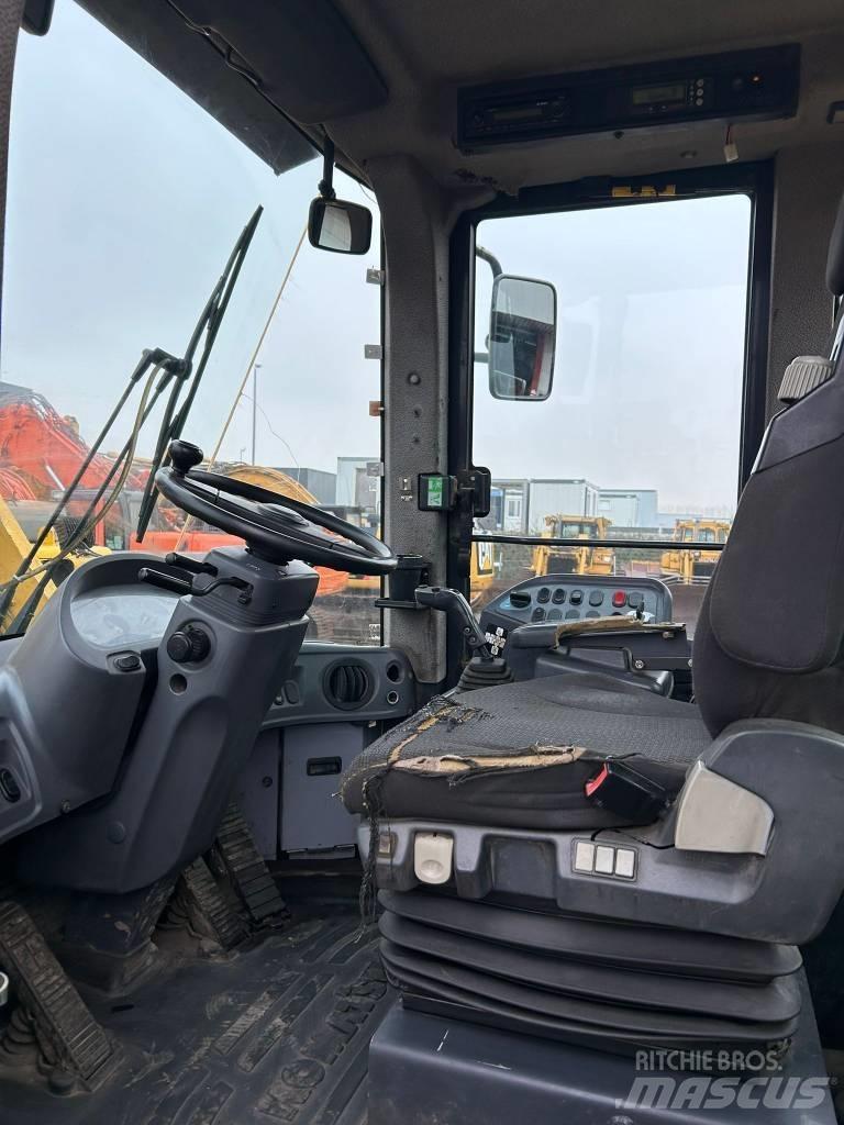 Komatsu WA 380-6 Kolové nakladače