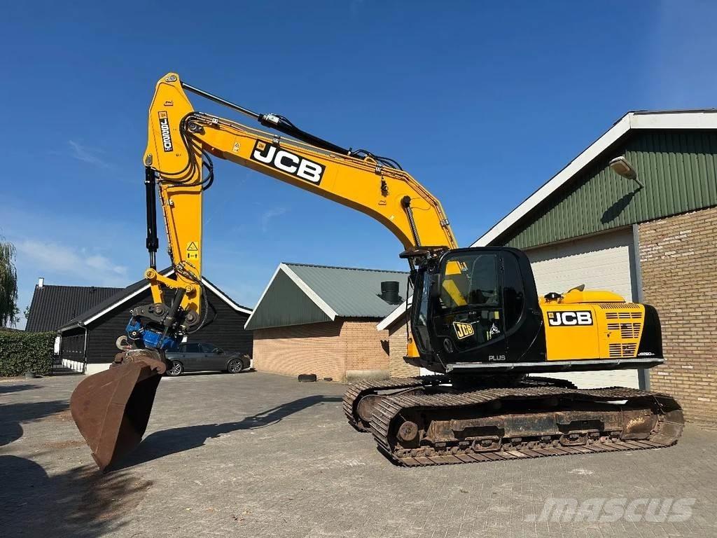 JCB JS220LC plus Pásová rýpadla