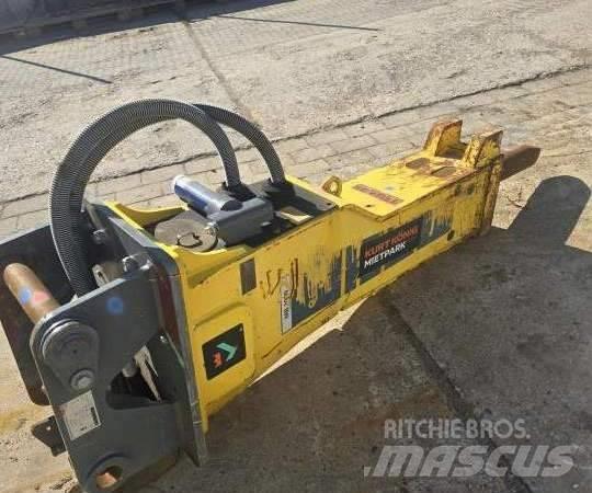 Epiroc MB 1000 Bourací kladiva / Sbíječky