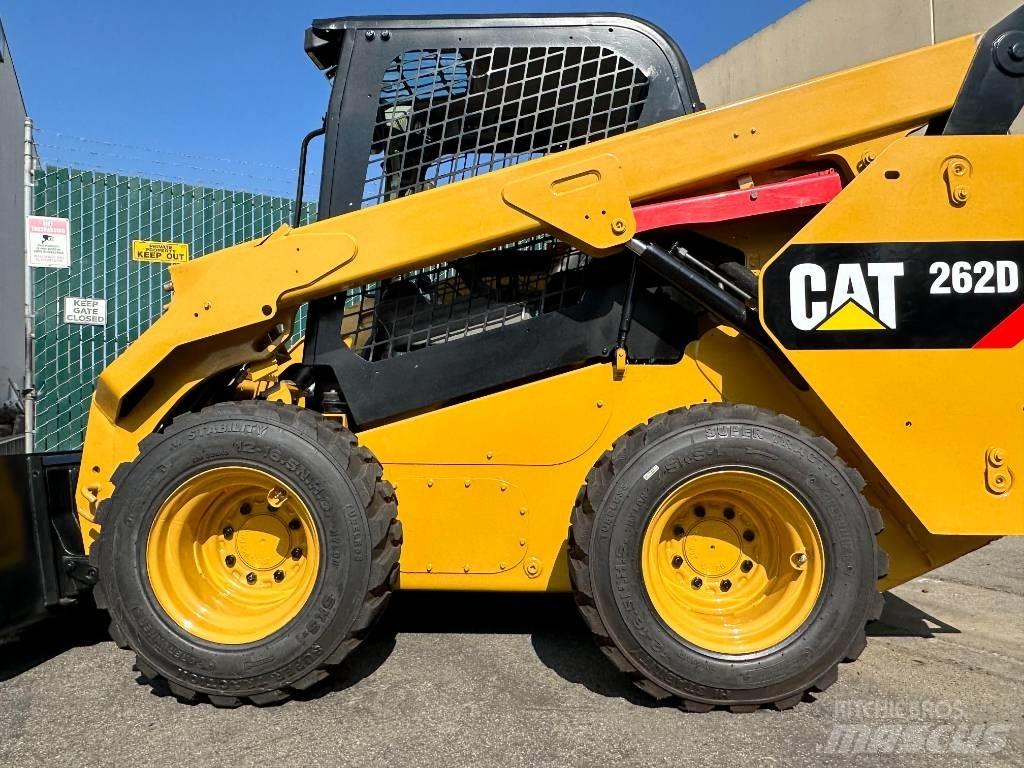 CAT 262 D Smykem řízené nakladače