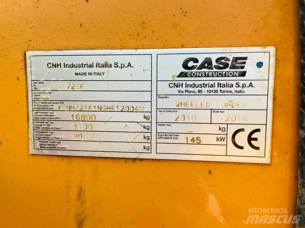 CASE 721 F Kolové nakladače