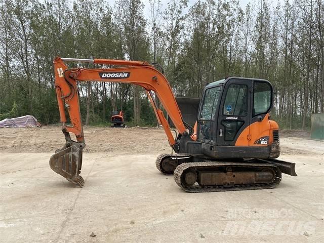 Doosan DX 60 Mini rýpadla < 7t