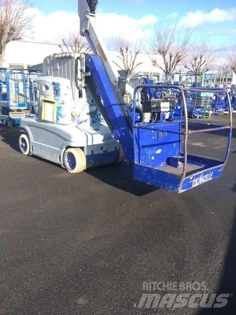 JLG TOUCAN 1210 Vertikální sloupové výtahy