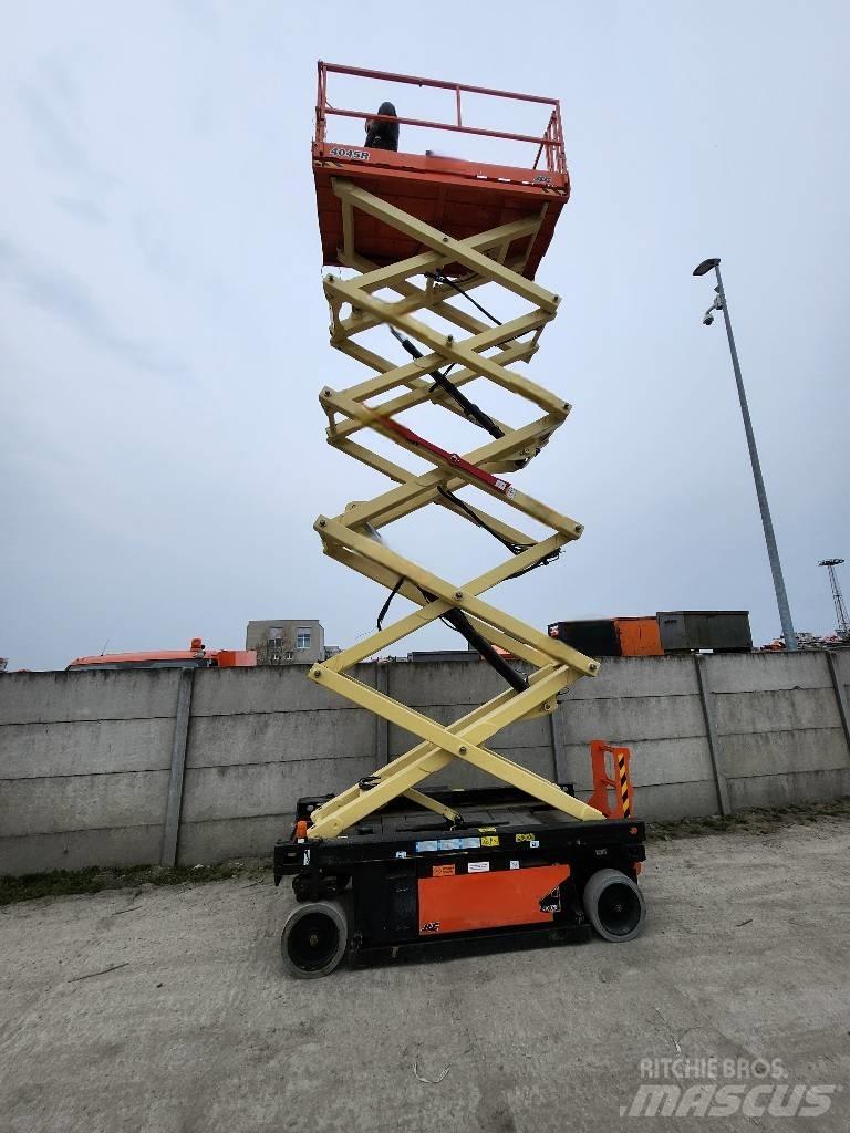 JLG 4045 Nůžková zvedací plošina