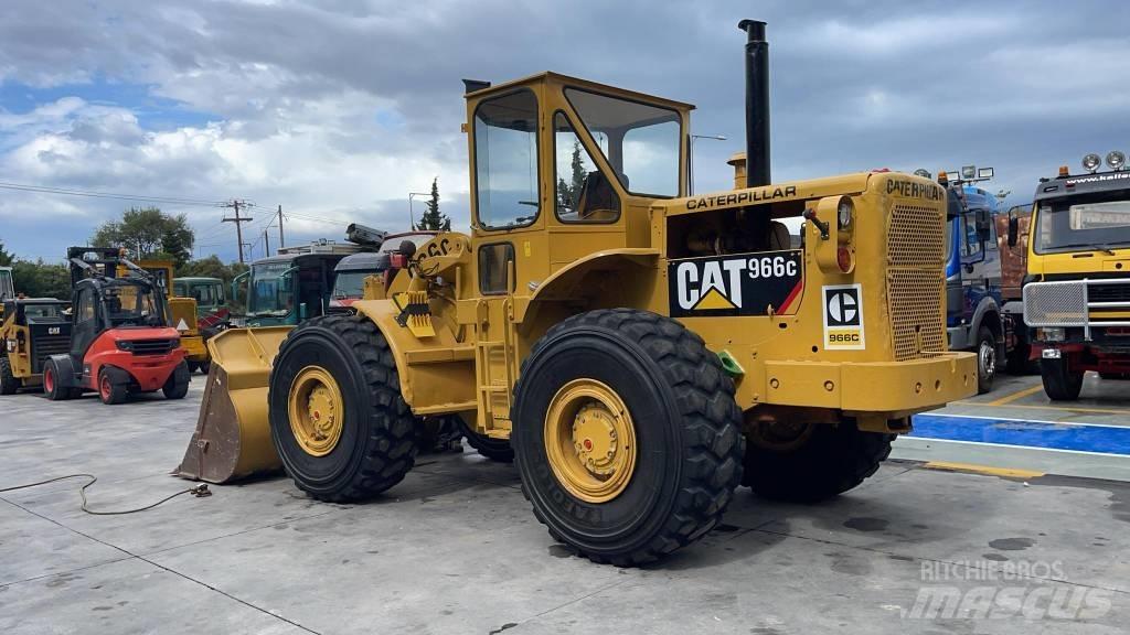 CAT 966 C Kolové nakladače