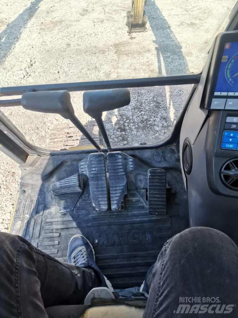 Komatsu PC 240 Pásová rýpadla